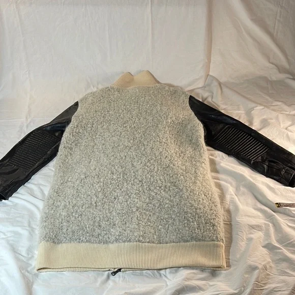 Marc By Marc Jacobs Beautiful Cream and Black Long Boucle Jacket - Picture 12 of 12